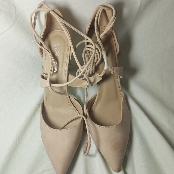 Women heels size 11 - Picture 8 of 8